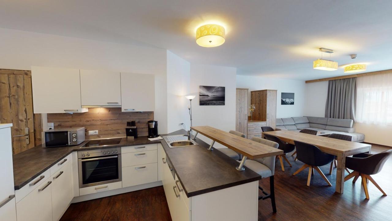 A Casa Saphir Appartement-Hotel Solden Bagian luar foto