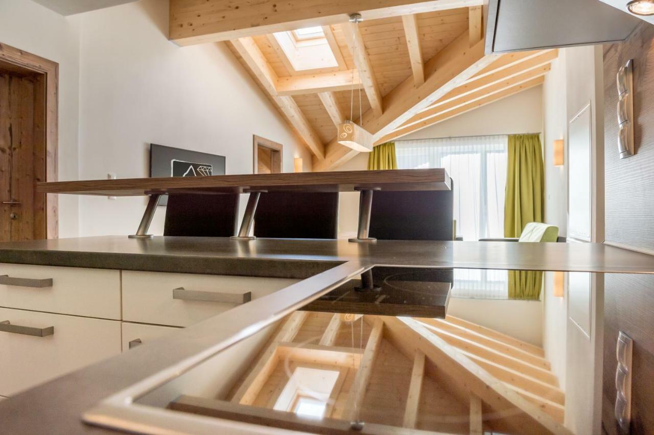 A Casa Saphir Appartement-Hotel Solden Bagian luar foto