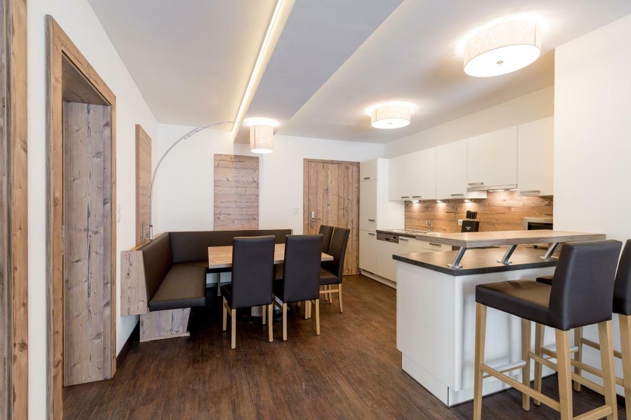 A Casa Saphir Appartement-Hotel Solden Bagian luar foto