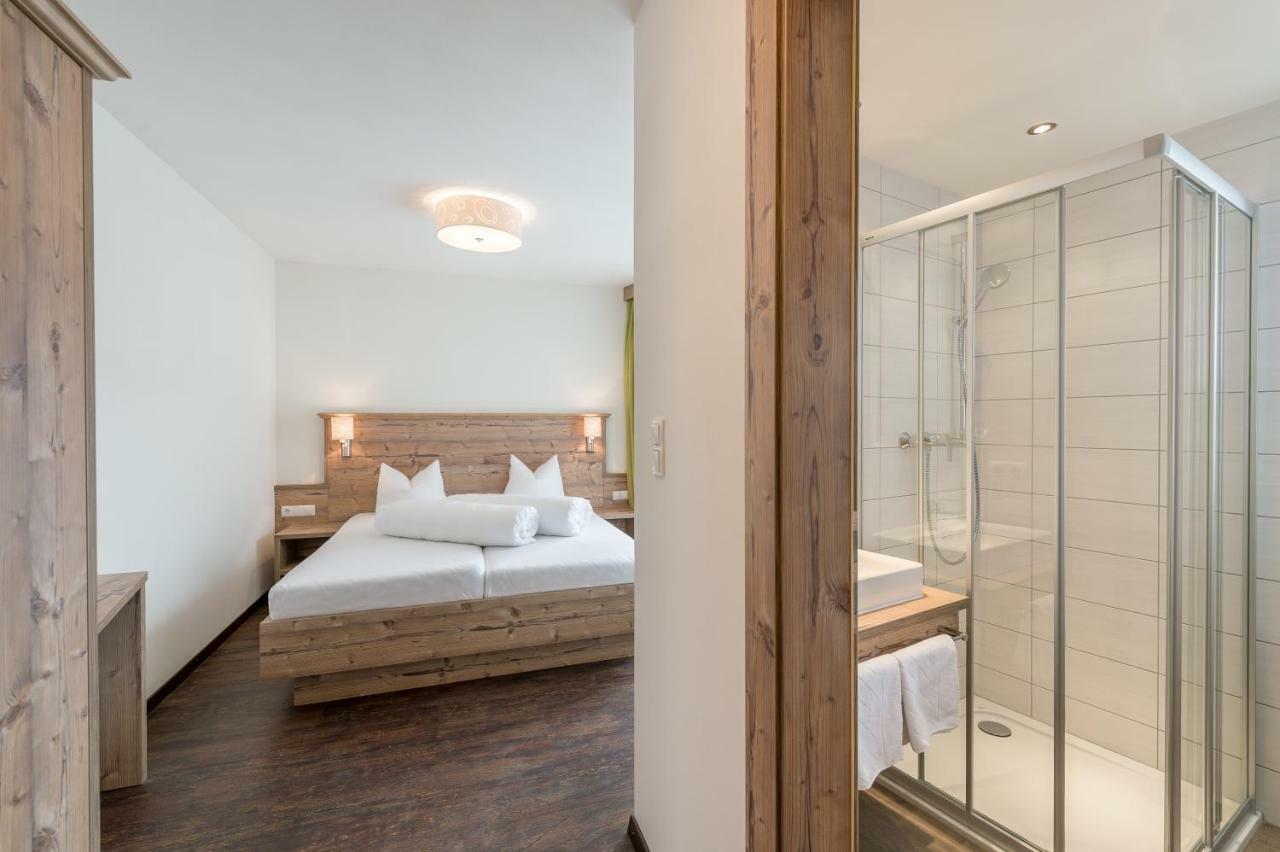 A Casa Saphir Appartement-Hotel Solden Bagian luar foto