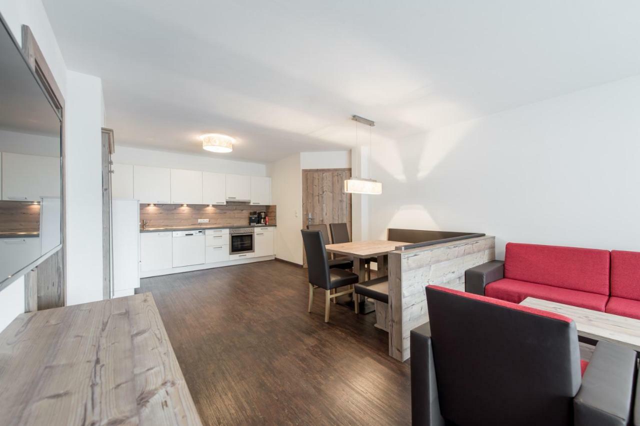 A Casa Saphir Appartement-Hotel Solden Bagian luar foto