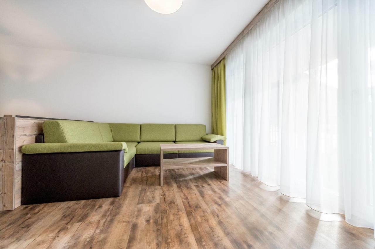 A Casa Saphir Appartement-Hotel Solden Bagian luar foto